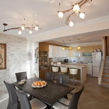 Vv Luxury Experience Villa Fourka